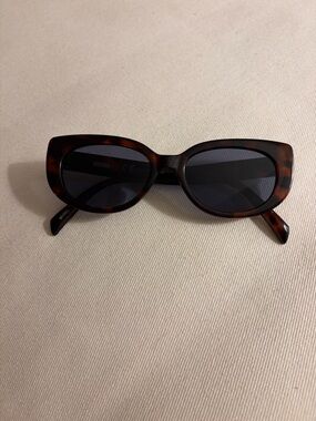 Tortoiseshell Cat-Eye Women's Sunglasses - Dark Lens